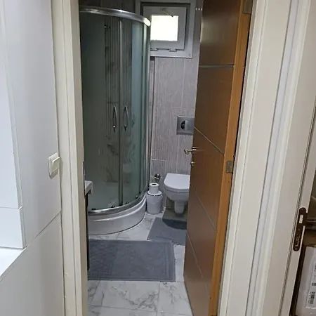 Great Location Cozy Flat